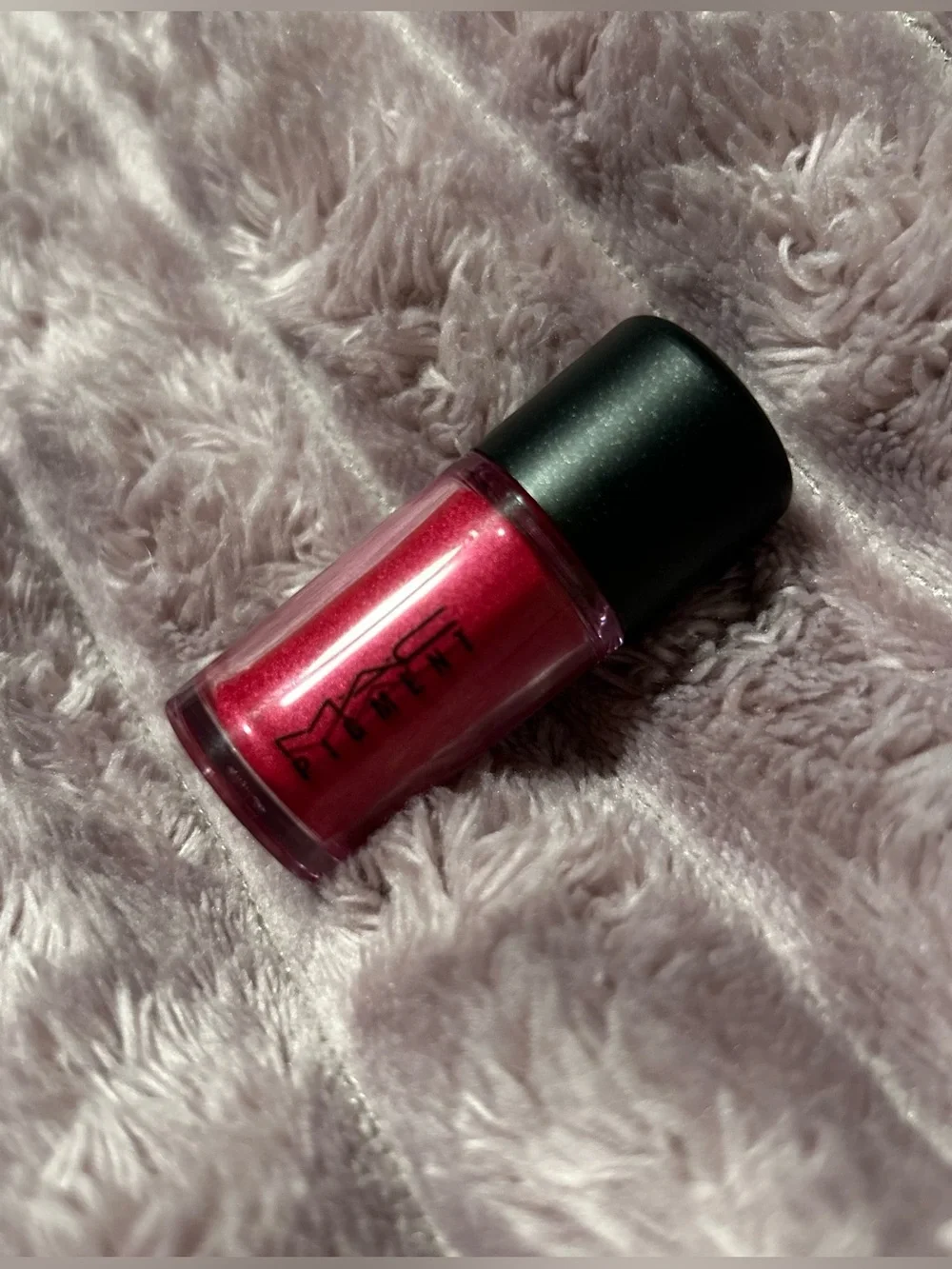 NWOT MAC Cosmetics Loose Pigment Mini - Bright Fuchsia